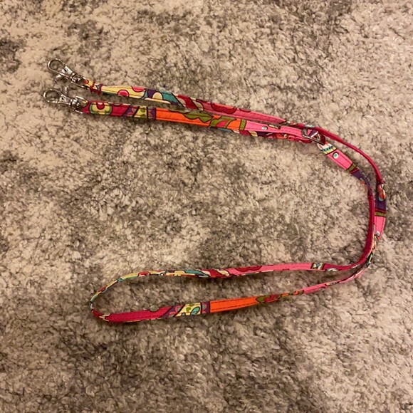 Vera Bradley wristlet/cross body - Picture 10 of 11